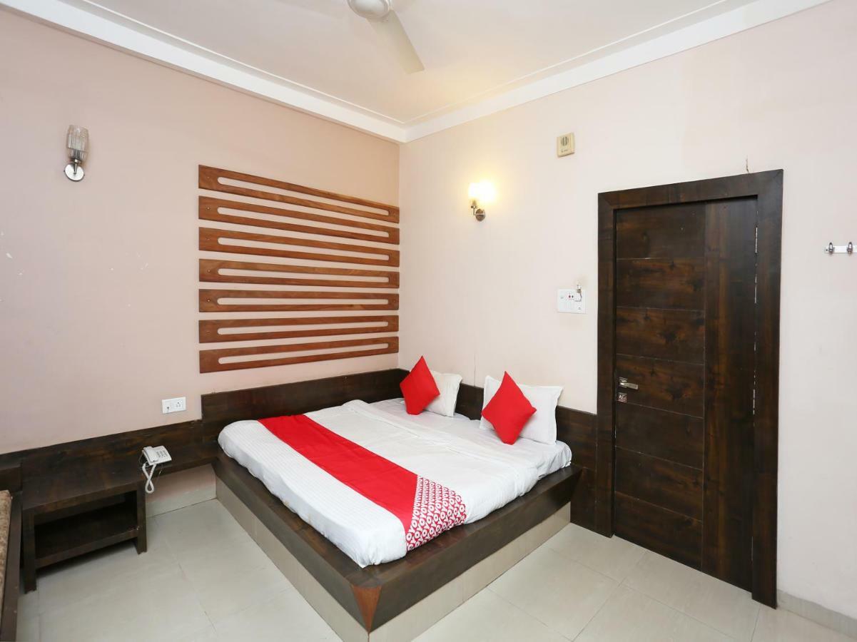 Oyo 29724 Hotel Kokila Resort Jabalpur Luaran gambar